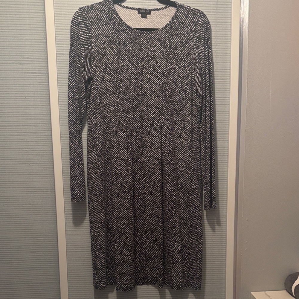 J. Jill Monochrome Long Sleeve Dress